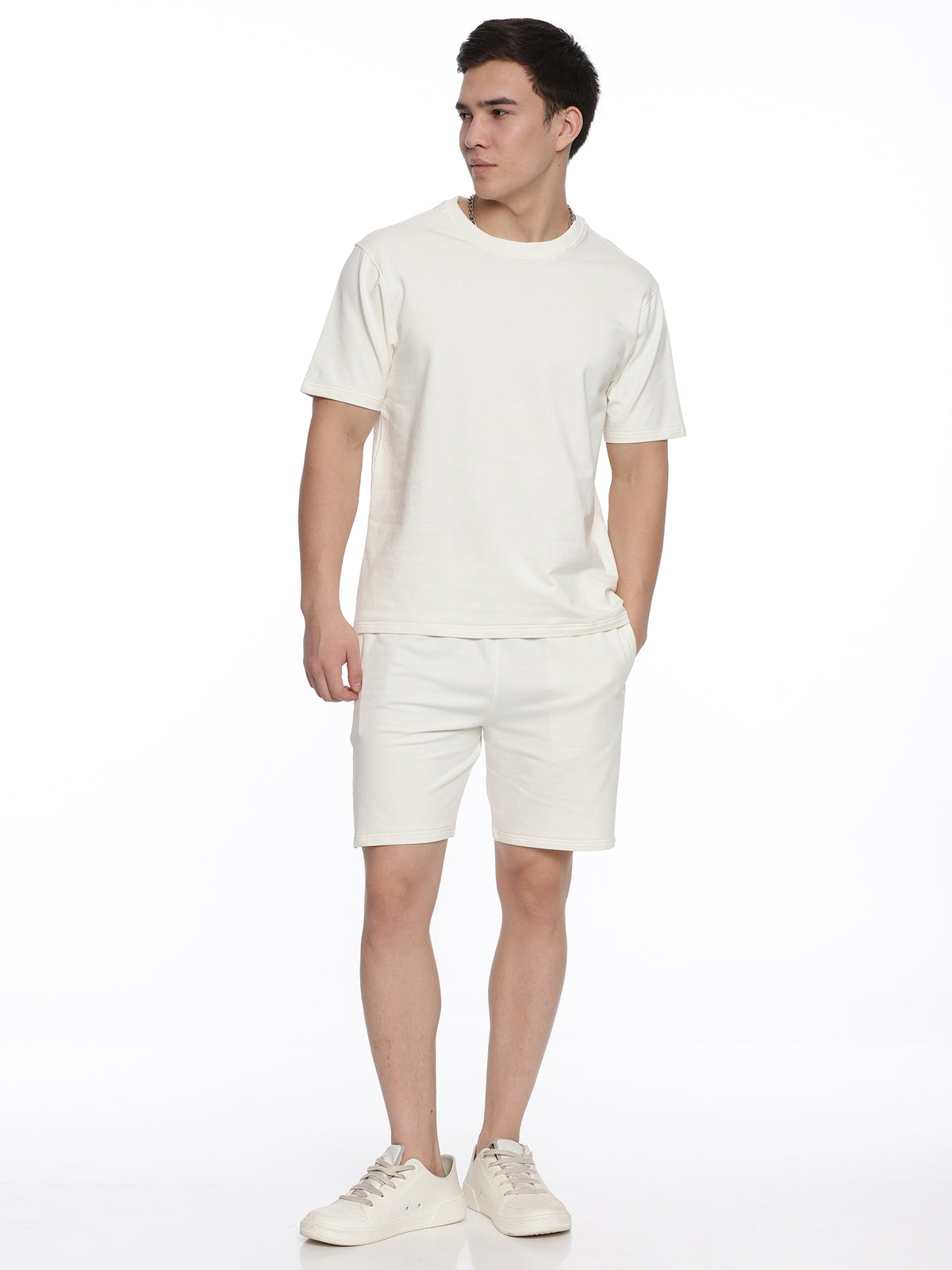 #color_Off White