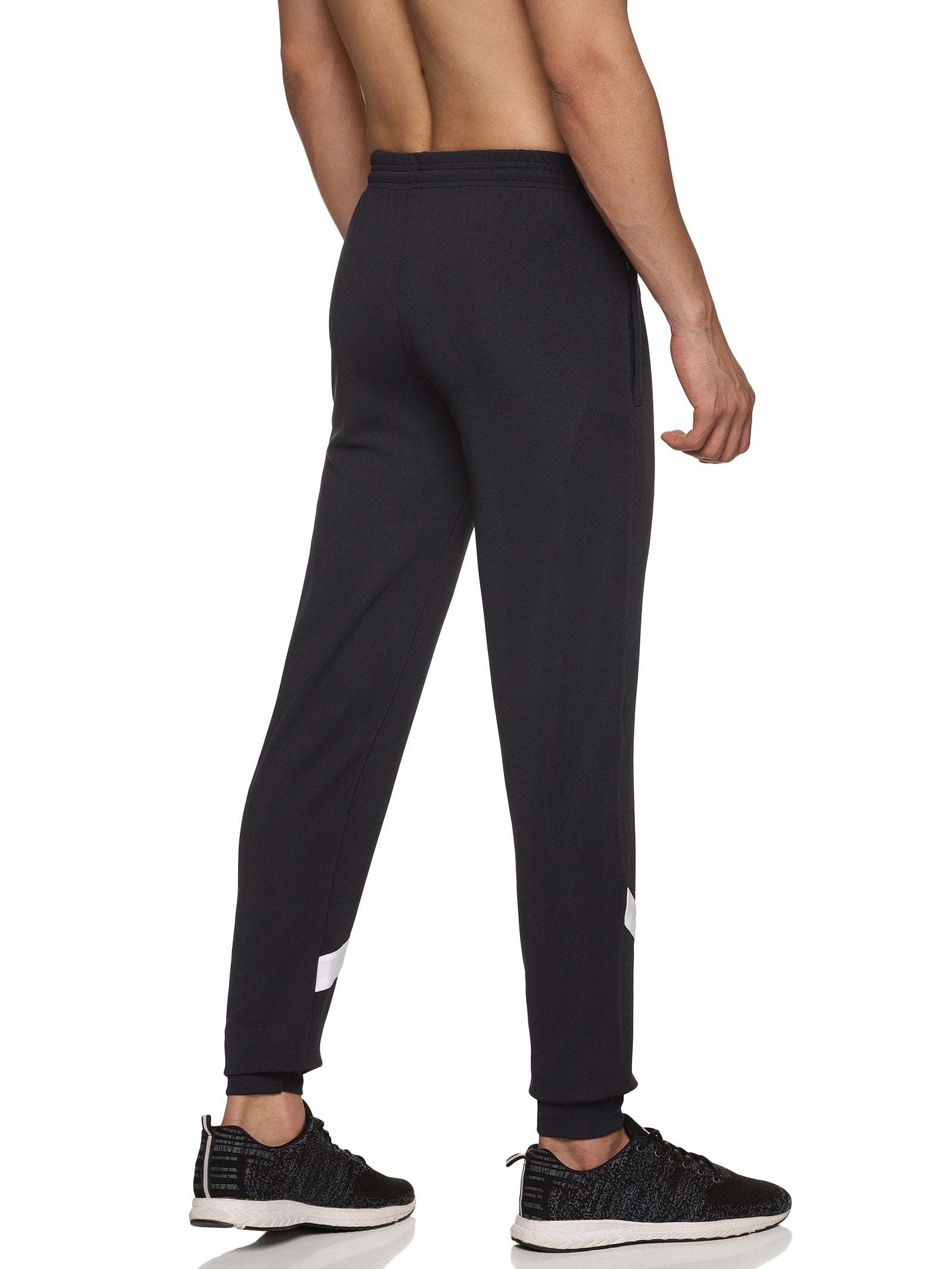 Trackpants