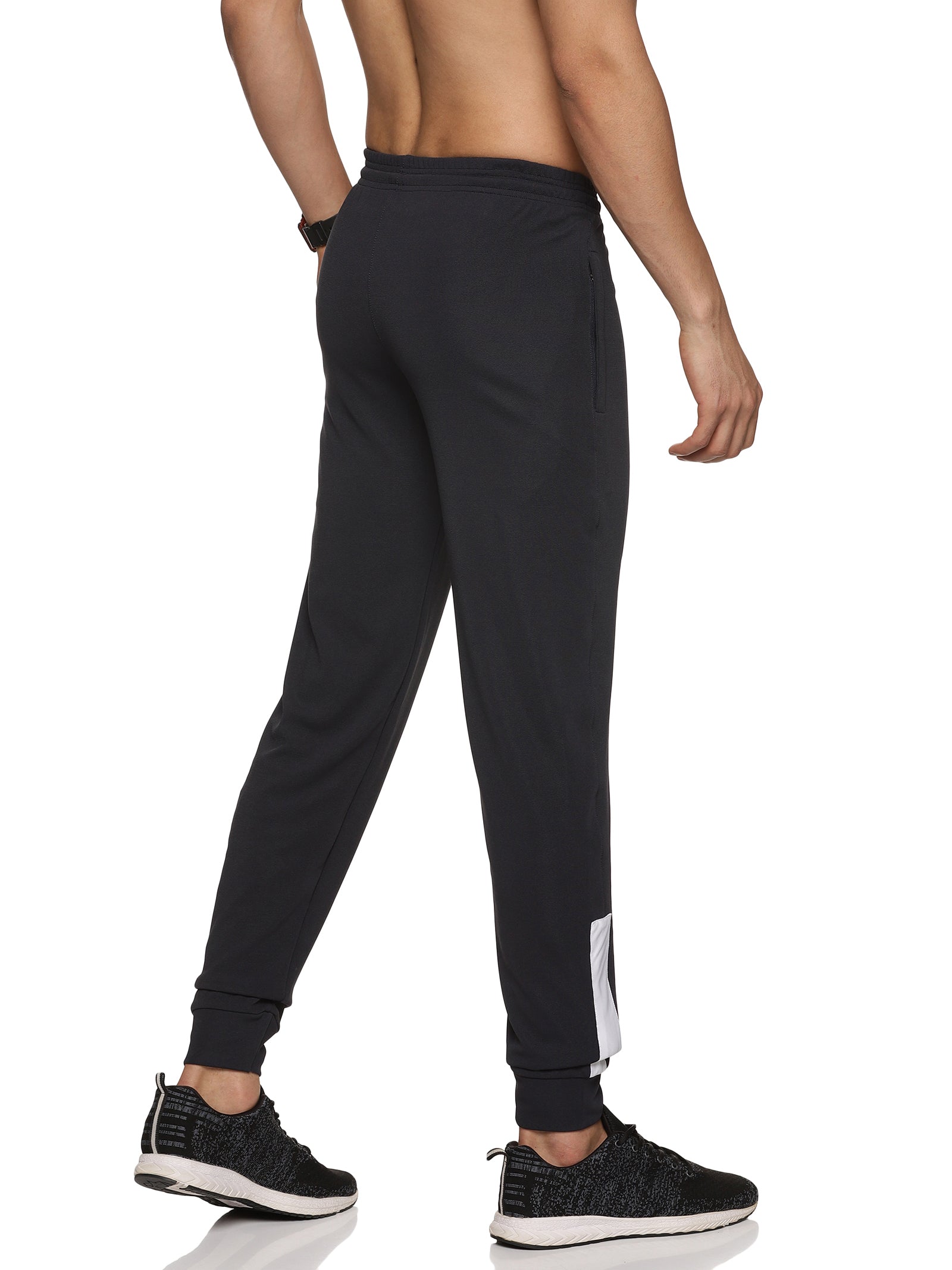 Trackpants