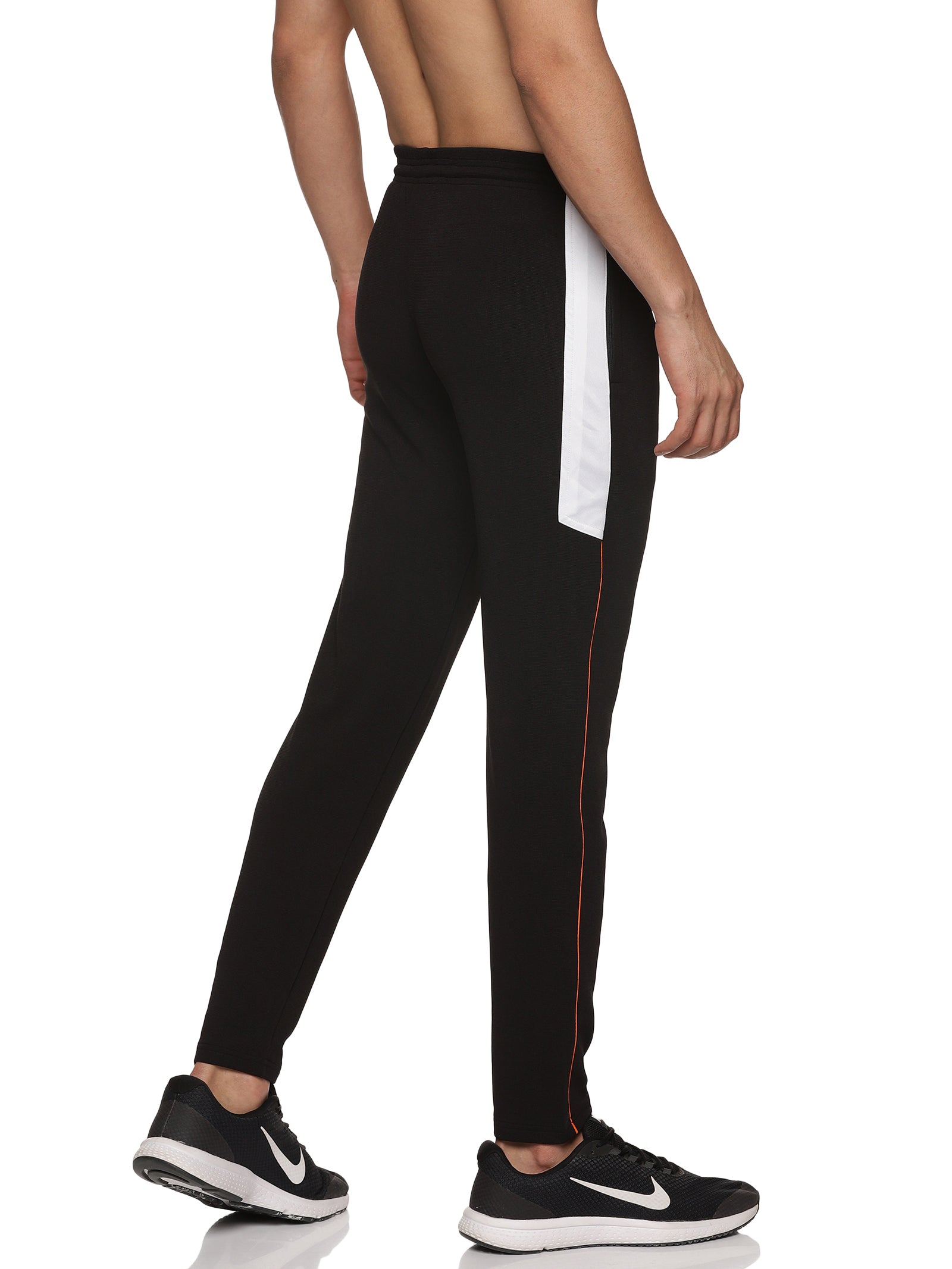 Trackpants
