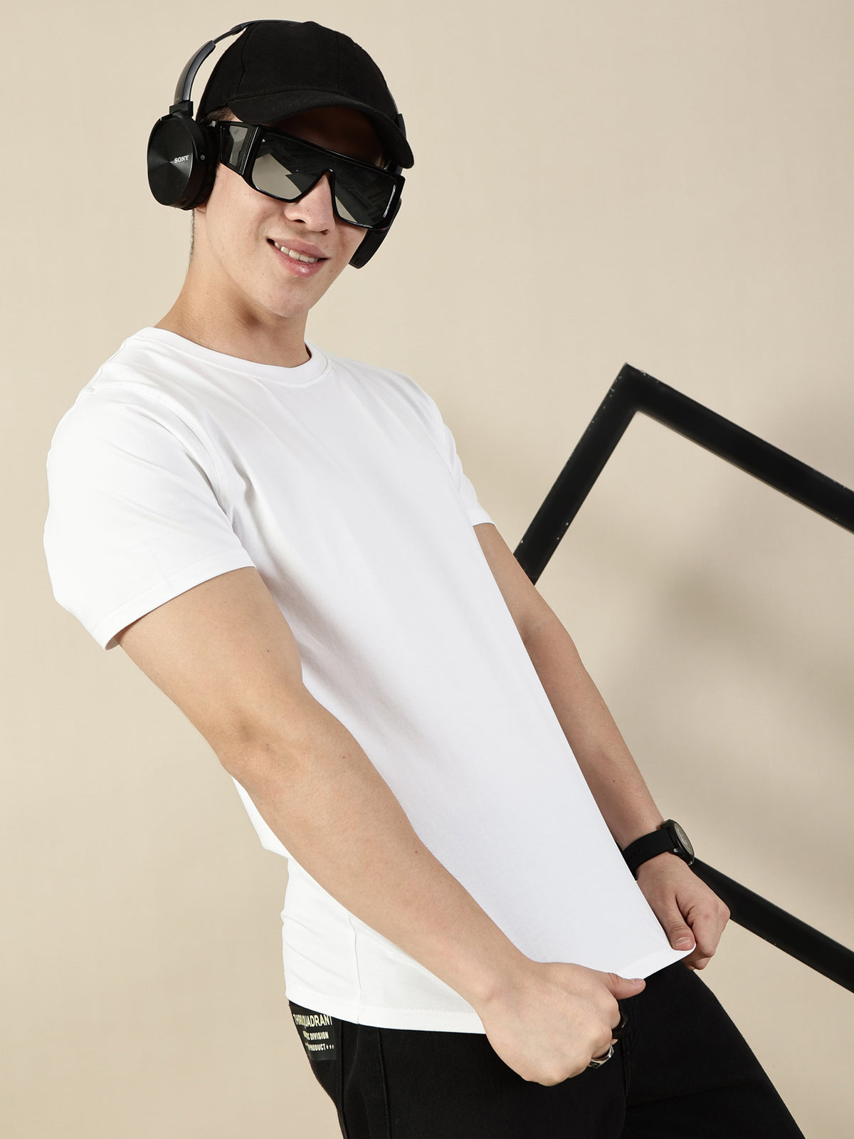 Snake Round Neck
